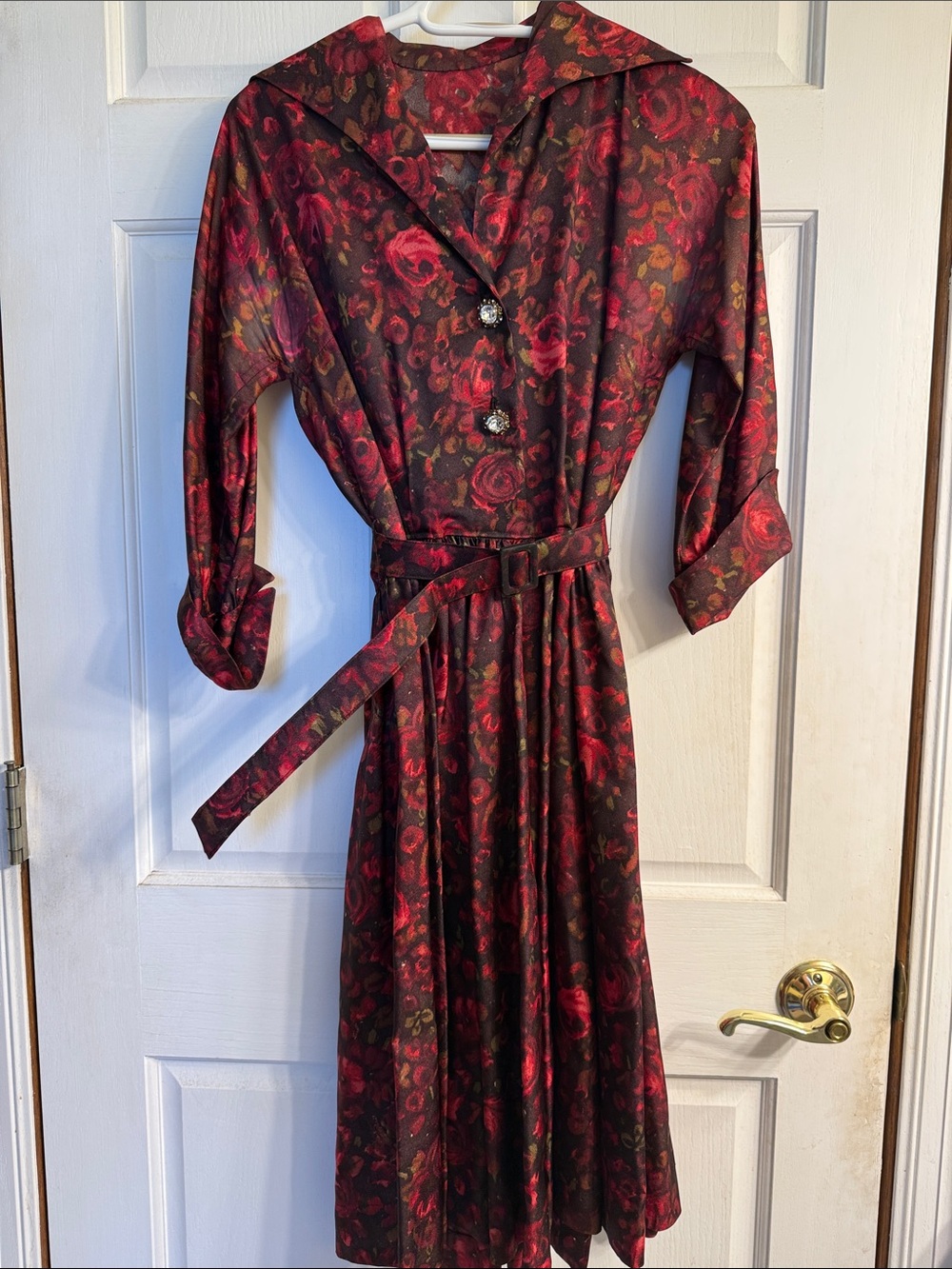 Elegant Red Floral Midi Dress with Belt